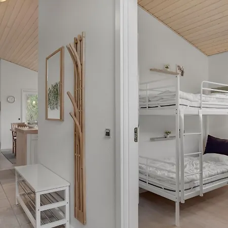 Amazing In With Kitchen Holiday home