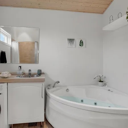 Amazing In With Kitchen * Hals